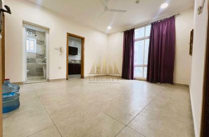 Apartment - 1 Bedroom - 1 Bathroom for rent in Segaya - Manama - Capital Governorate