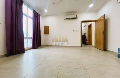 Apartment - 1 Bedroom - 1 Bathroom for rent in Segaya - Manama - Capital Governorate Apartment - 1 Bedroom - 1 Bathroom for rent in Segaya - Manama - Capital Governorate
