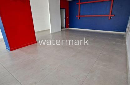 Shop - Studio for rent in Busaiteen - Muharraq Governorate