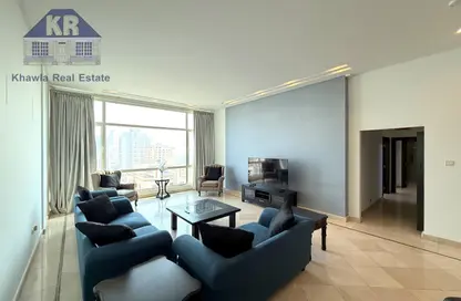 Apartment - 2 Bedrooms - 3 Bathrooms for sale in Al Juffair - Capital Governorate