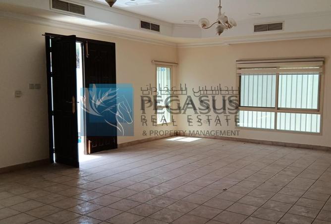 56827896 - Property Image 2