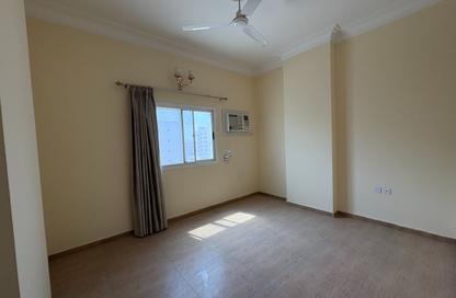 Apartment - 3 Bedrooms - 3 Bathrooms for rent in Al Bahair - Riffa - Southern Governorate
