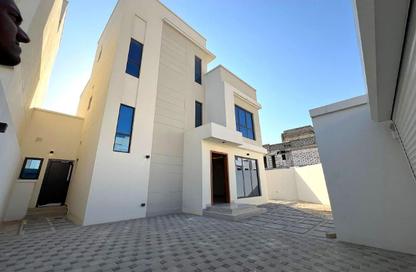 Villa - 4 Bedrooms - 5 Bathrooms for sale in Budaiya - Northern Governorate