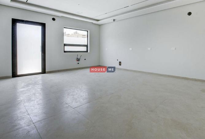 54451285 - Property Image 2