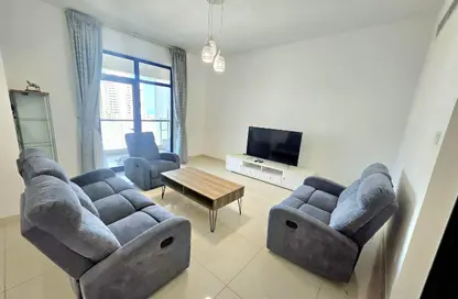 Apartment - 2 Bedrooms - 3 Bathrooms for rent in Al Juffair - Capital Governorate