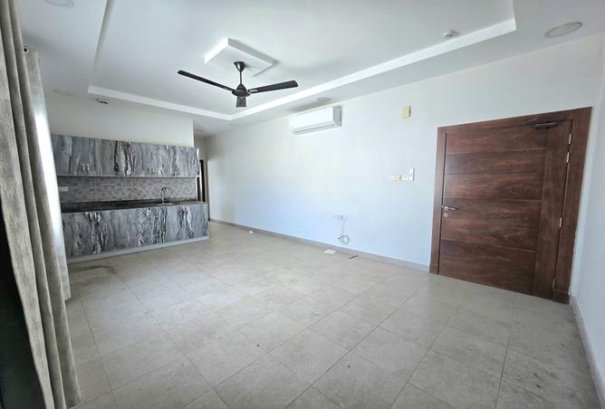 977394 - Property Image 2