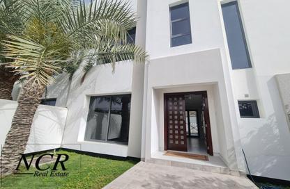 Villa - 4 Bedrooms - 6 Bathrooms for rent in Saar - Northern Governorate