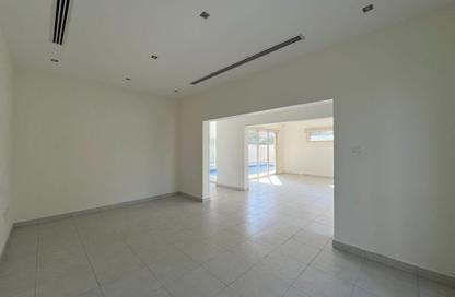 Villa - 4 Bedrooms - 4 Bathrooms for rent in Saar - Northern Governorate