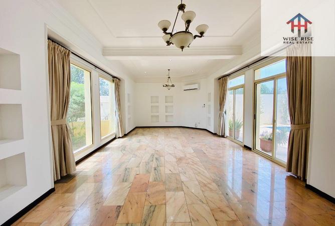 56703104 - Property Image 2