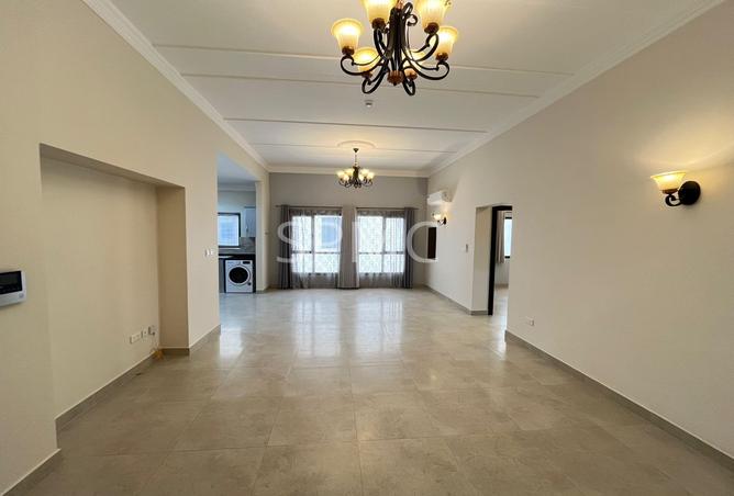 53710779 - Property Image 2