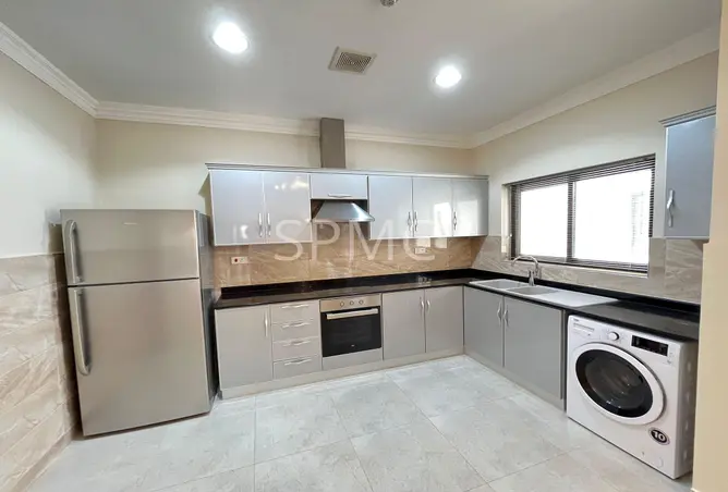 53710779 - Property Image 3