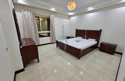 Apartment - 2 Bedrooms - 2 Bathrooms for sale in Sanabis - Manama - Capital Governorate