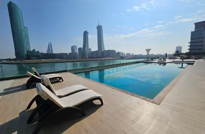 Apartment - 2 Bedrooms - 3 Bathrooms for rent in Reef Island - Capital Governorate