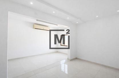 Apartment - 3 Bedrooms - 3 Bathrooms for sale in Busaiteen - Muharraq Governorate