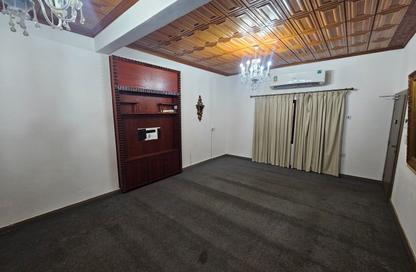 Apartment - 1 Bedroom - 1 Bathroom for rent in Alhajiyat - Riffa - Southern Governorate Apartment - 1 Bedroom - 1 Bathroom for rent in Alhajiyat - Riffa - Southern Governorate