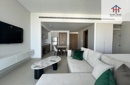 Apartment - Studio - 1 for rent in Marassi Al Bahrain - Diyar Al Muharraq - Muharraq Governorate