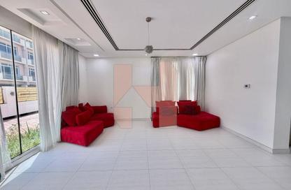 Villa - 5 Bedrooms - 7 Bathrooms for rent in Amwaj Avenue - Amwaj Islands - Muharraq Governorate
