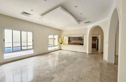 Compound - 5 - 7 for rent in North Riffa - Riffa - Southern Governorate