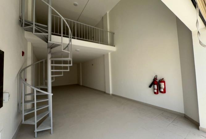 985213 - Property Image 3