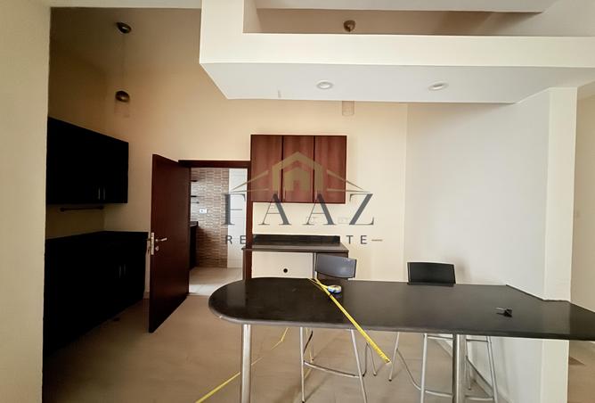 993854 - Property Image 2