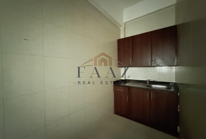 993854 - Property Image 3