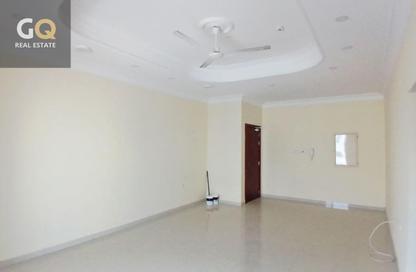 Apartment - 3 Bedrooms - 3 Bathrooms for rent in Al Bahair - Riffa - Southern Governorate