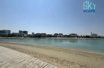 Villa - 6 Bedrooms - 5 Bathrooms for rent in Tala Island - Amwaj Islands - Muharraq Governorate