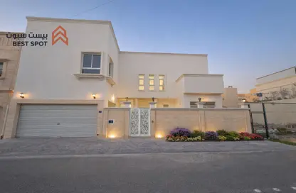 فيلا - 5 غرف نوم - 7 حمامات للبيع في الحد - المحرق