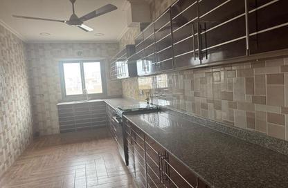 Apartment - 2 Bedrooms - 2 Bathrooms for rent in Salmaniya - Manama - Capital Governorate