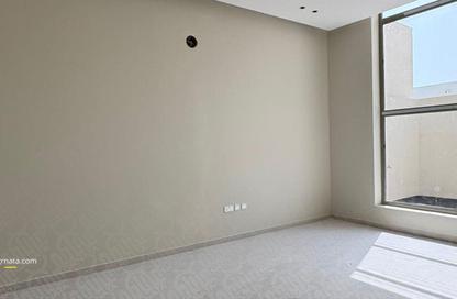Villa - 4 Bedrooms - 5 Bathrooms for sale in Diyar Al Muharraq - Muharraq Governorate
