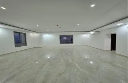 Apartment - 3 Bedrooms - 3 Bathrooms for sale in Hidd - Muharraq Governorate