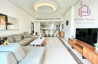 Apartment - 2 Bedrooms - 3 Bathrooms for sale in Al Juffair - Capital Governorate