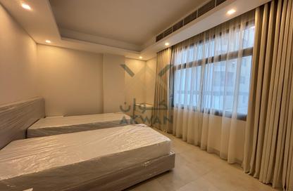Apartment - 2 Bedrooms - 2 Bathrooms for rent in Al Juffair - Capital Governorate