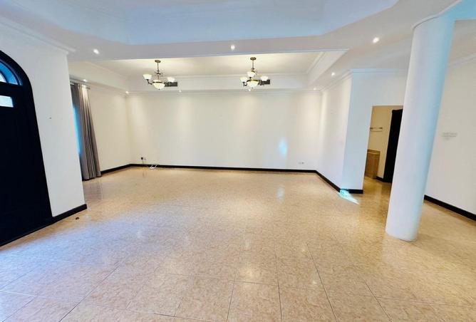 53600415 - Property Image 2