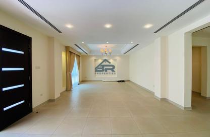 Compound - 4 Bedrooms - 4 Bathrooms for rent in Hamala - Northern Governorate