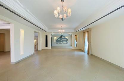 Compound - 4 Bedrooms - 4 Bathrooms for rent in Hamala - Northern Governorate