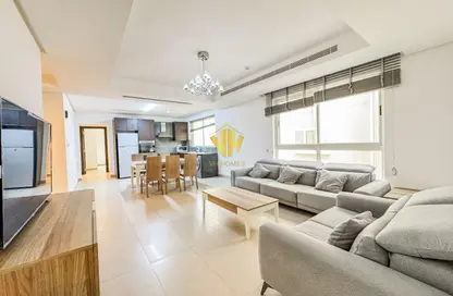 Apartment - 2 Bedrooms - 2 Bathrooms for rent in Seef - Capital Governorate