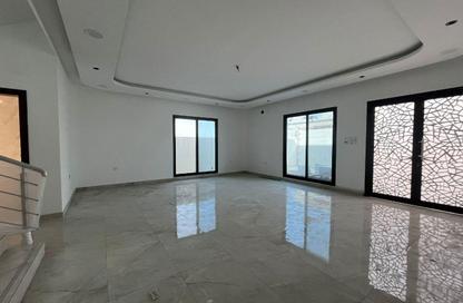 فيلا - 5 غرف نوم - 7 حمامات للبيع في عسكر - المحافظة الجنوبية