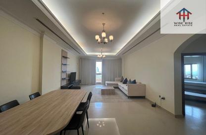 Apartment - 2 Bedrooms - 3 Bathrooms for rent in Sanabis - Manama - Capital Governorate