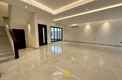 فيلا - 3 غرف نوم - 5 حمامات للايجار في البسيتين - المحرق