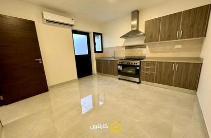 فيلا - 3 غرف نوم - 5 حمامات للايجار في البسيتين - المحرق