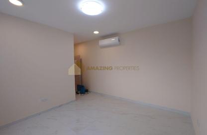 Apartment - 2 Bedrooms - 2 Bathrooms for rent in Al Bahair - Riffa - Southern Governorate