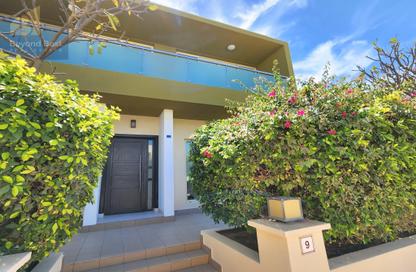 Villa - 4 Bedrooms - 5 Bathrooms for rent in Saar - Northern Governorate