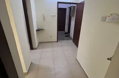 شقة - غرفة نوم - 1 حمام للايجار في القضيبية - المنامة - محافظة العاصمة