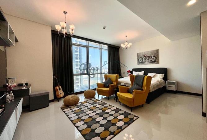 987042 - Property Image 3