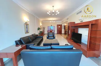 Apartment - 2 Bedrooms - 3 Bathrooms for rent in Al Juffair - Capital Governorate