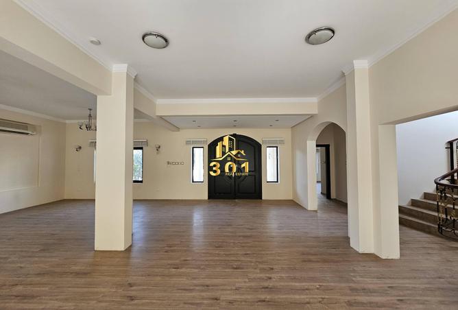 52170281 - Property Image 2