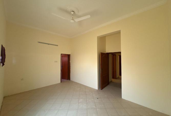 56610800 - Property Image 2