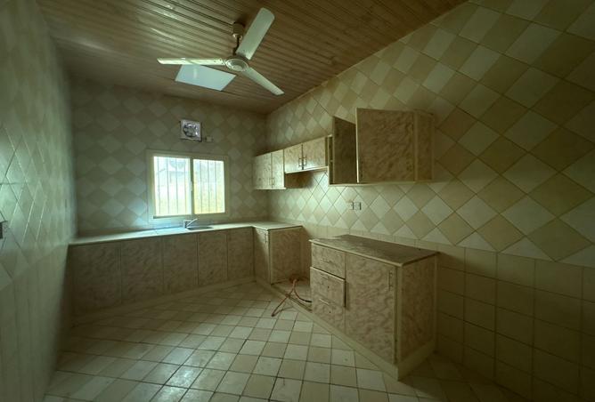 56610800 - Property Image 3