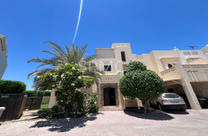 Villa - 5 Bedrooms - 5 Bathrooms for rent in Janabiya - Northern Governorate